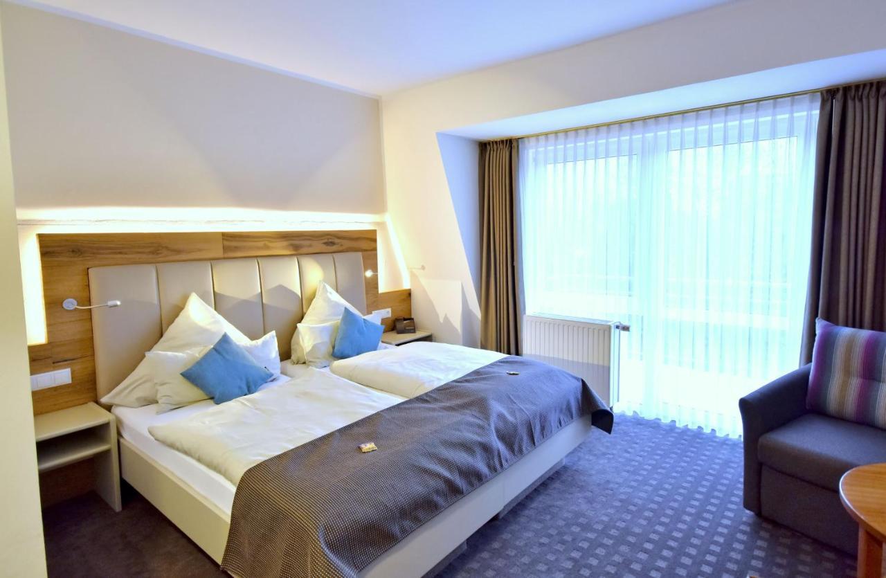 Hotel & Restaurant Zum Deutschen Hause Kirchhatten Zewnętrze zdjęcie