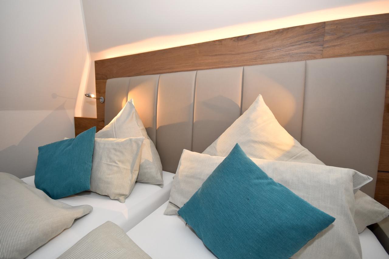 Hotel & Restaurant Zum Deutschen Hause Kirchhatten Zewnętrze zdjęcie