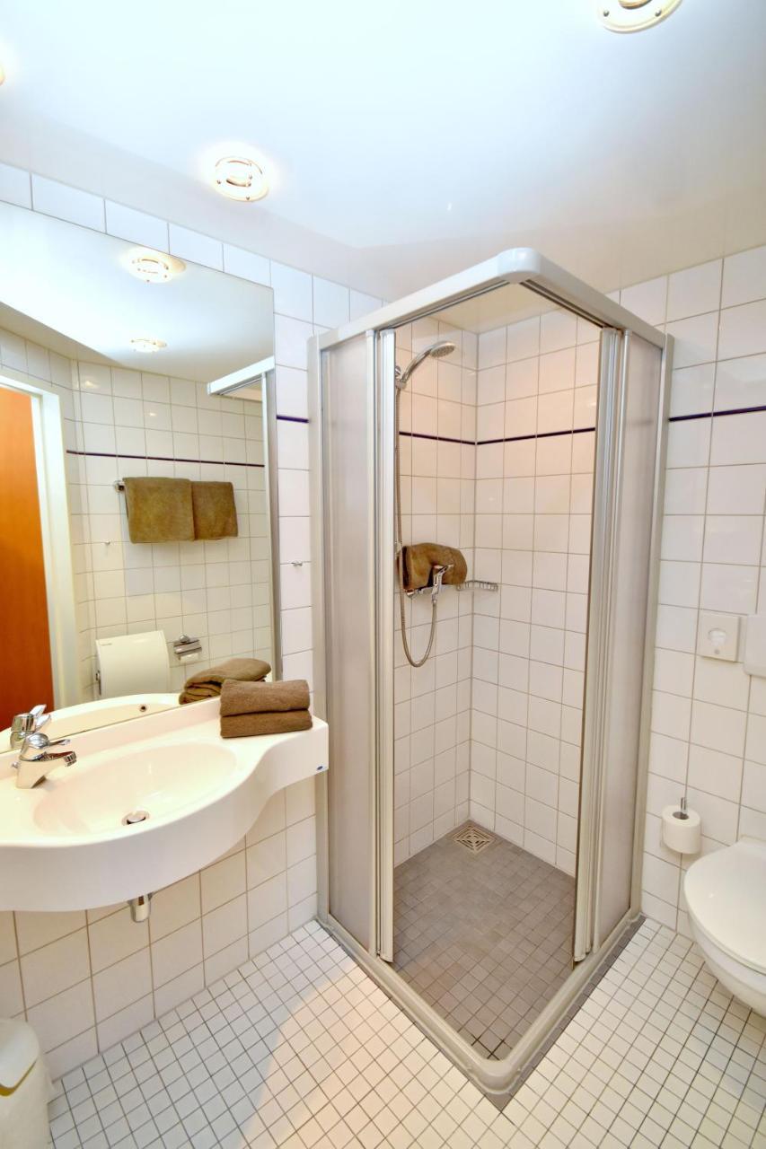 Hotel & Restaurant Zum Deutschen Hause Kirchhatten Zewnętrze zdjęcie